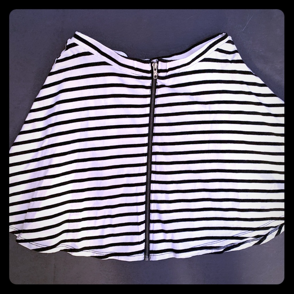 Zip up skirt